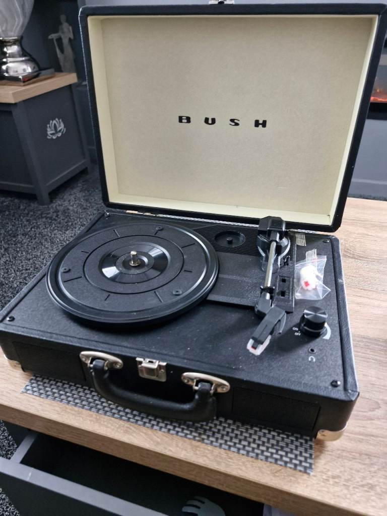 Bush turntable 