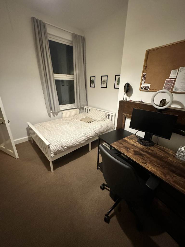 Room to rent in Streatham hill. Big private garden