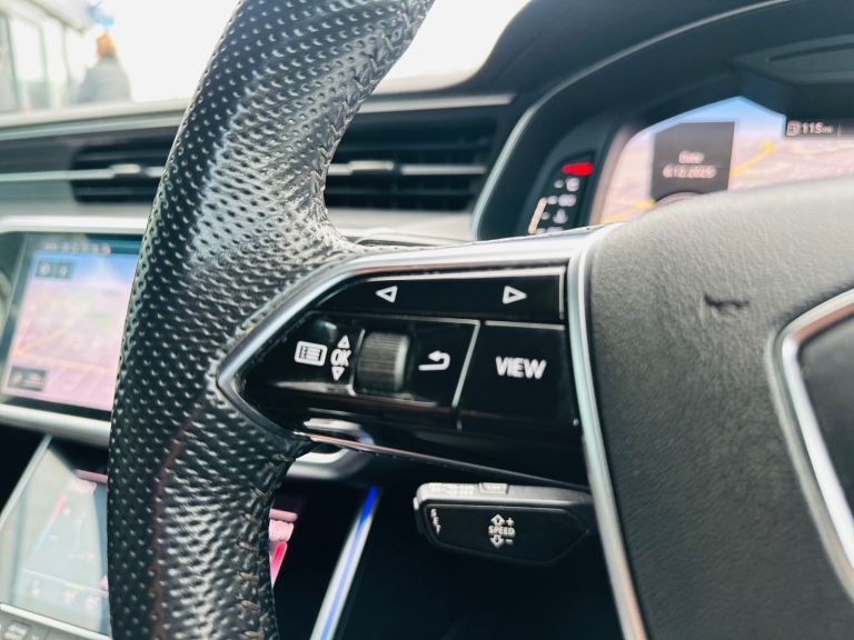 Audi A6 2.0 TDI 40 S TRONIC 2019 AVANT BLACK PACK AND HIGH SPEC MINT EXAMPLE 