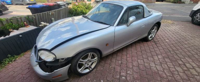 Mazda, MX-5, Convertible, 2004, Manual, 1839 (cc), 2 doors