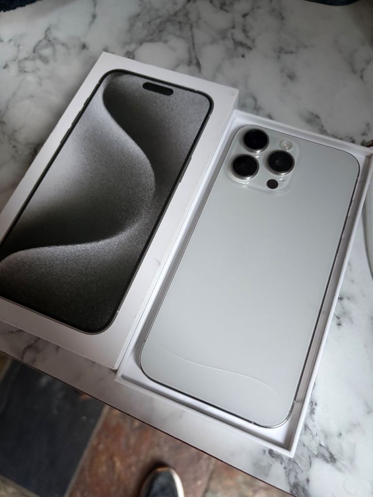 IPHONE 15 Pro MAX 