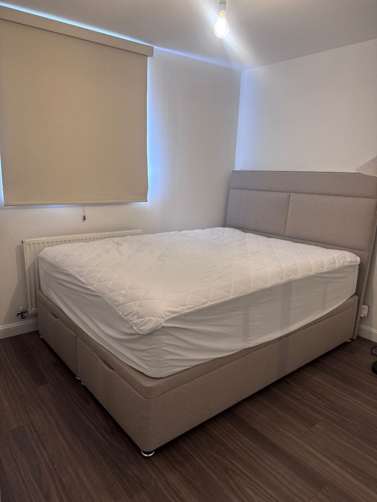 Luxury King Size Ottoman Bed + Latex Mattress + Linen Headboard – Nearly New