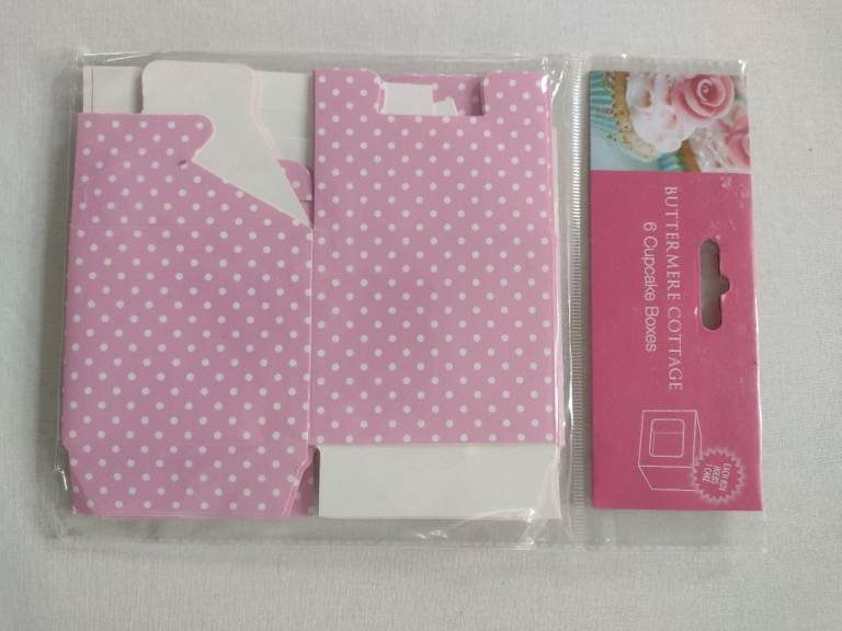 Light pink and white spotty dotty cupcake boxes x 6 #GotStuffGetCash