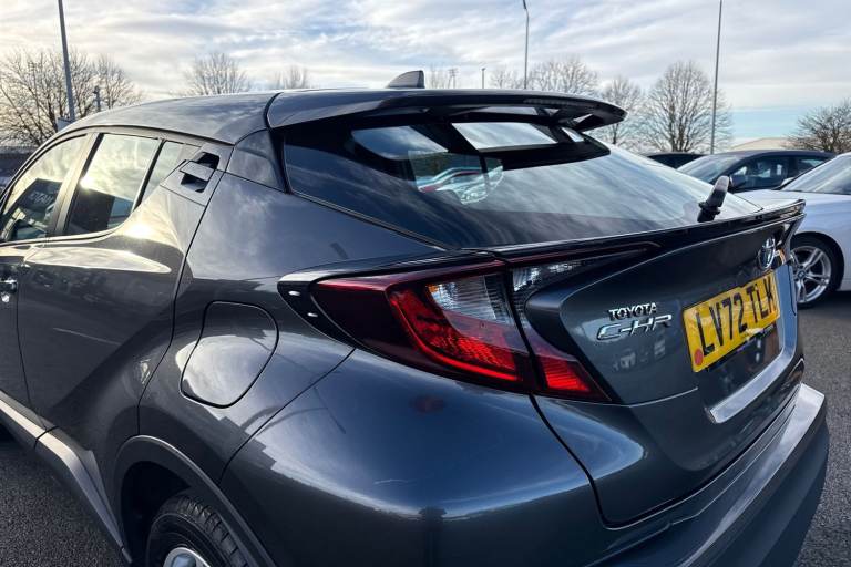2022 Toyota C-HR 1.8 VVT-h Icon CVT Euro 6 (s/s) 5dr SUV PETROL/ELECTRIC Automatic