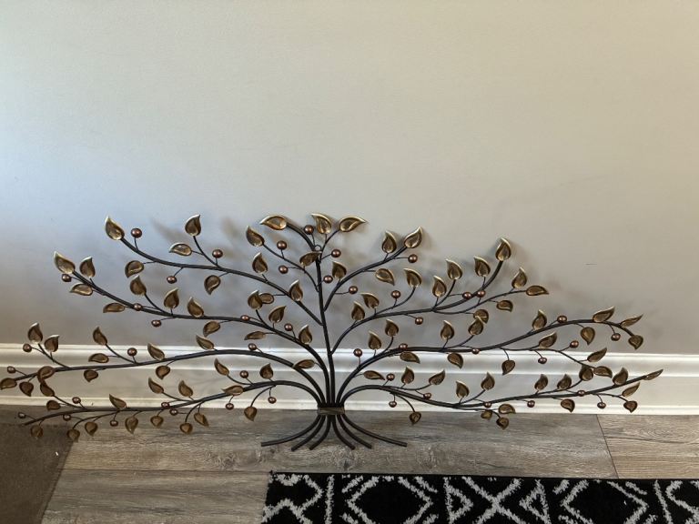 Range metal tree 