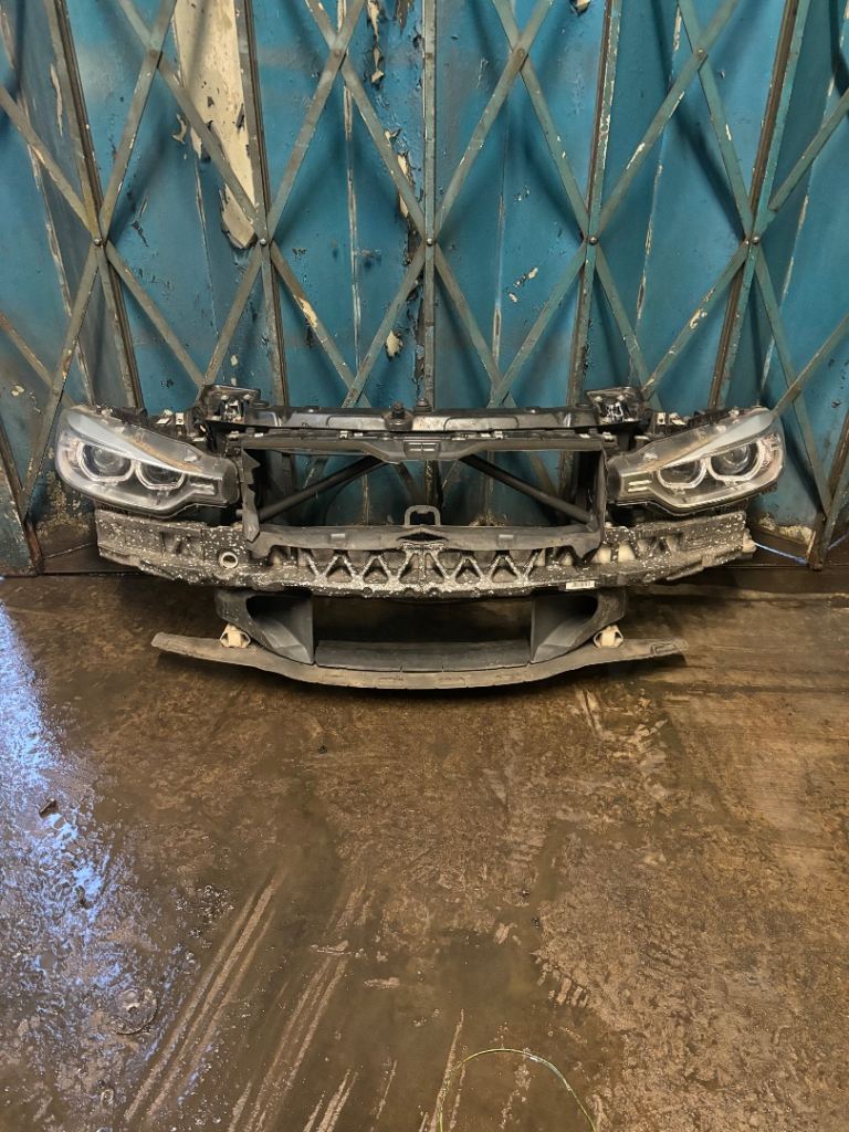 BMW F30 3 SERIES 320I 328I M sport complete front panel radiator with head lights 