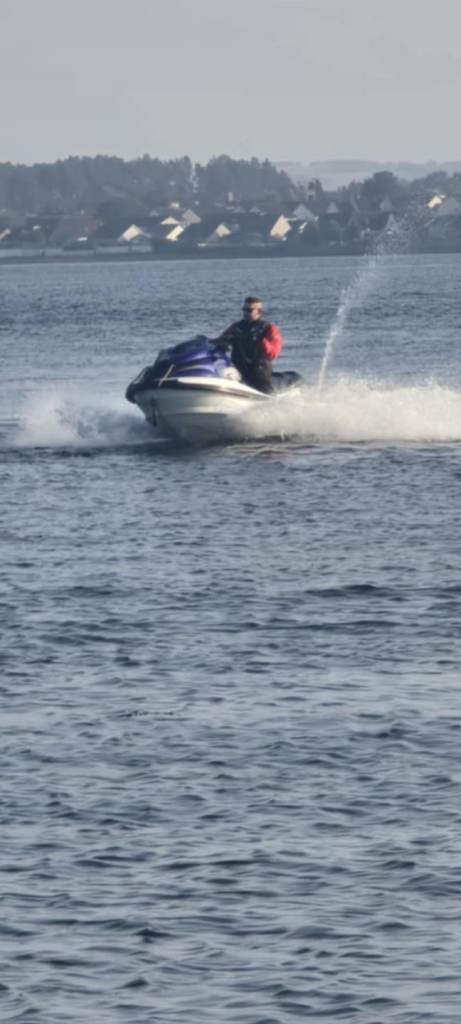 Yamaha waverunner xlt1200 
