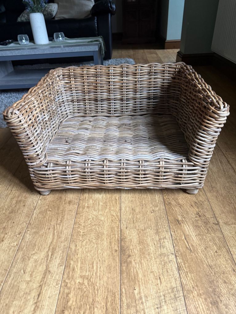 Dog bed for sale 