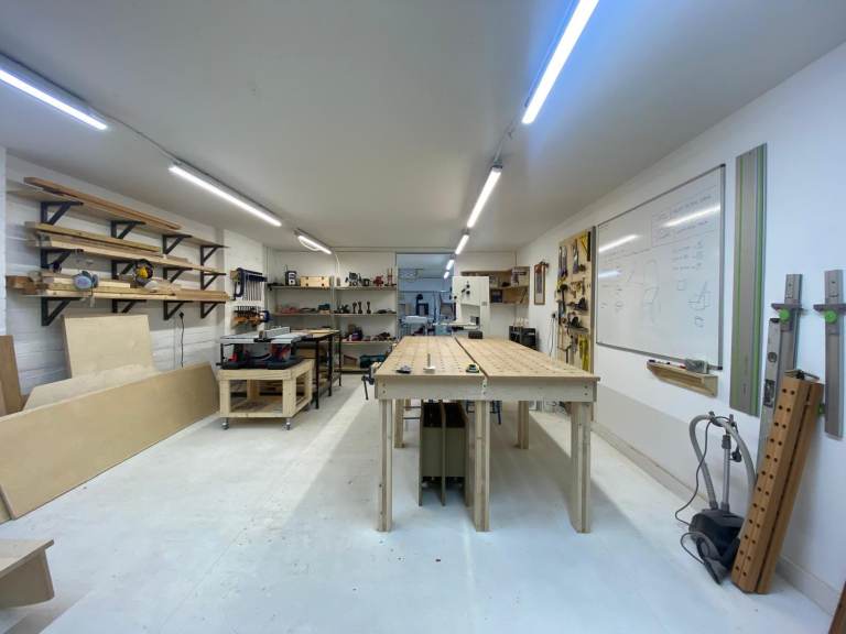Workshop Space Available – Ideal for Carpenter / Joiner / Furniture Maker – London
