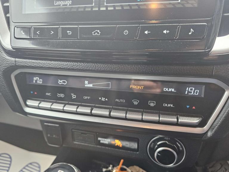 2023 Isuzu D-Max 1.9 D-Max V-Cross Auto 4WD 4dr Pickup Diesel Automatic