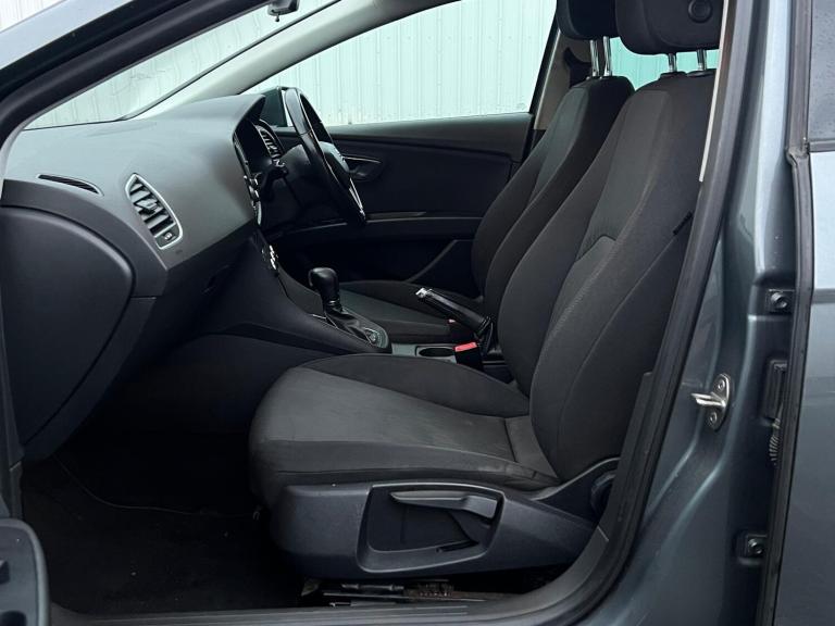 2016 SEAT Leon 1.6 TDI 110 SE Dynamic Technology 5dr DSG HATCHBACK Diesel Automatic