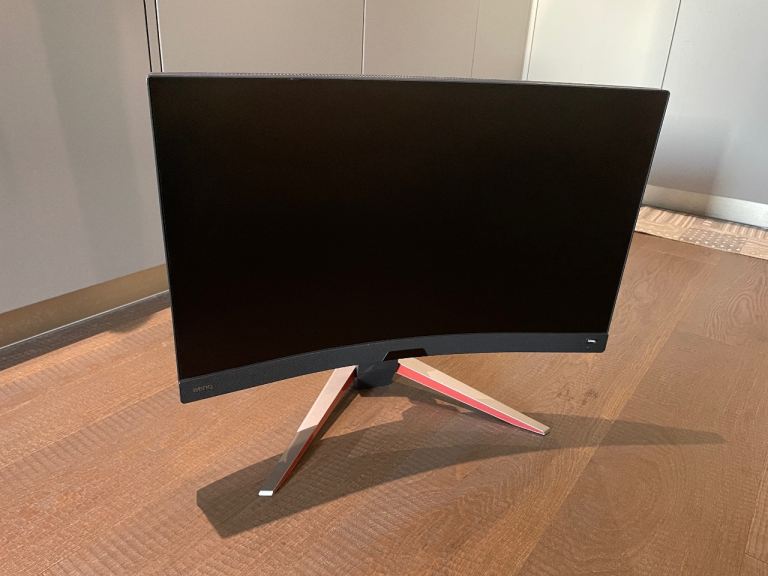 BenQ MOBIUZ EX2710R 27” Curved Gaming Monitor – QHD 165Hz – Excellent Condition
