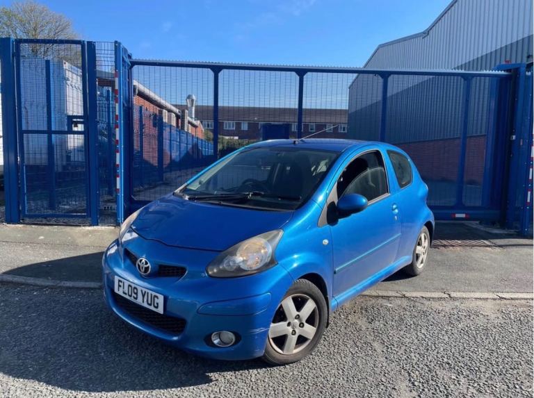 Toyota, AYGO, Hatchback, 2009, Manual, 998 (cc), 3 doors