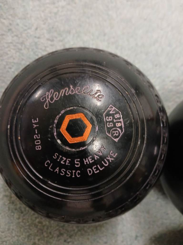 Set of 4 Hemselite size 5 heavy classic deluxe bowls