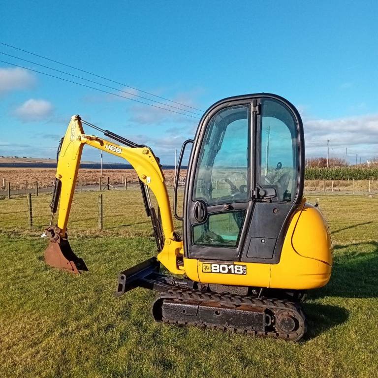 JCB 8018 CTS