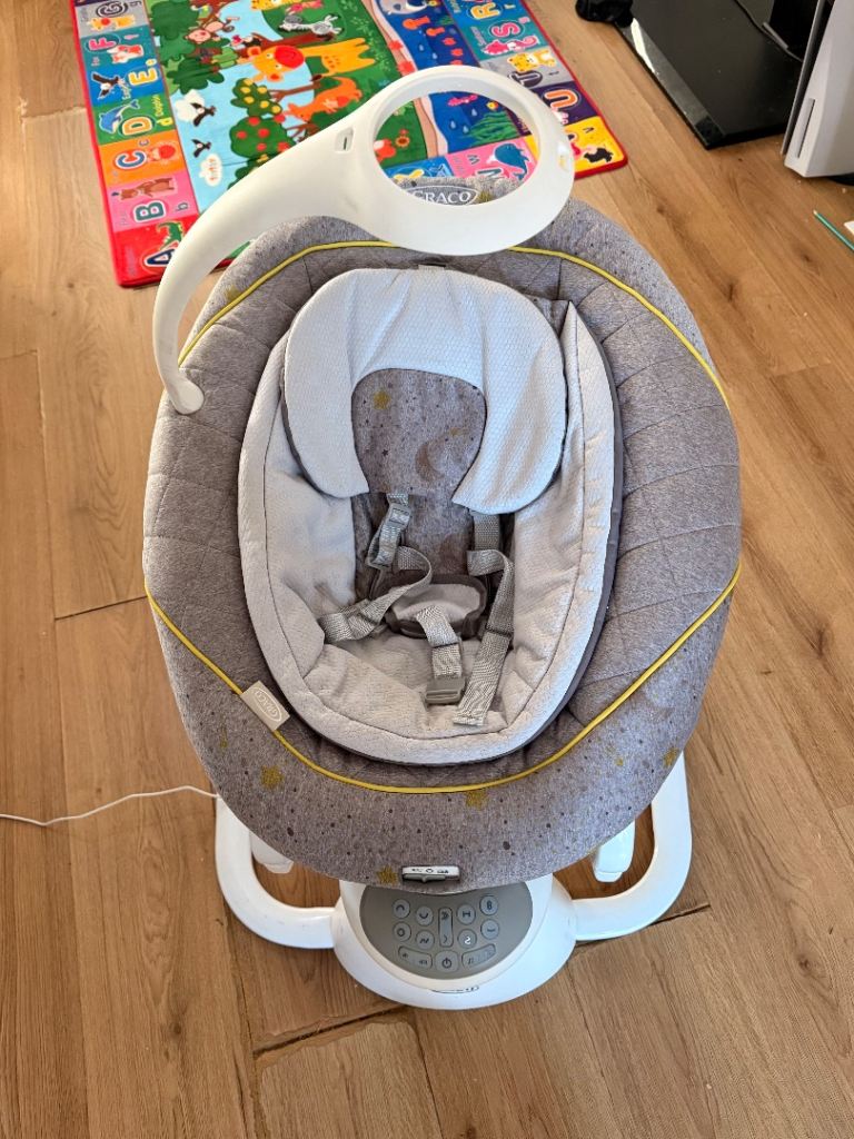 Graco baby swing and bouncer
