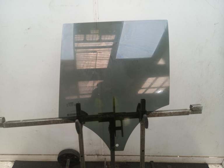 Volvo Xc40 Window Glass N/S 2018-2026 5 Door Estate Rear Lh