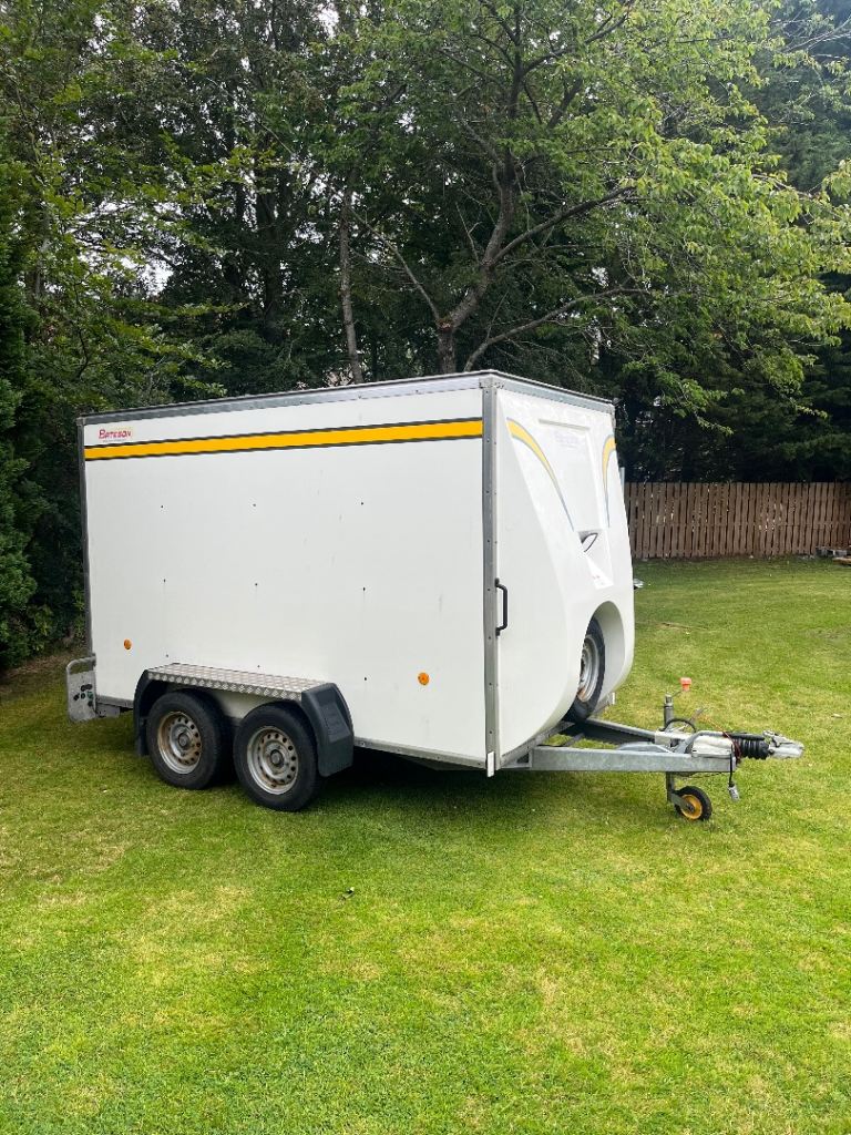Box trailer hire 