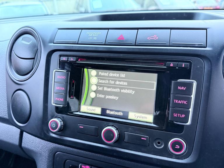 2015 Volkswagen Amarok D/Cab Pick Up Trendline 2.0 TDI 140 4MOTION Sel PICK UP DIESEL Manual