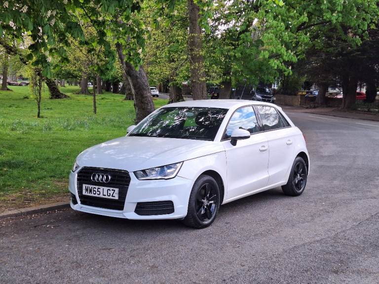 Audi, A1, Hatchback, 2015, Manual, 1598 (cc), 5 doors £20 road tax ideal new driver 