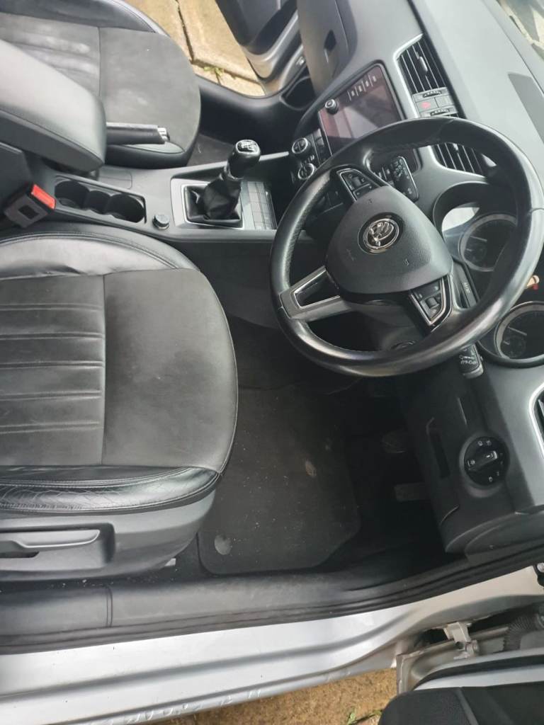Skoda, OCTAVIA, Estate, 2019, Manual, 1598 (cc), 5 doors