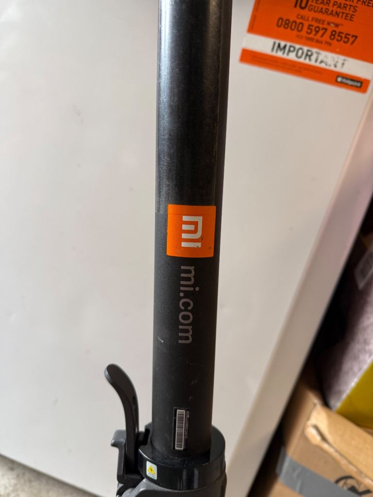 XIAOMI M365 ESCOOTER 