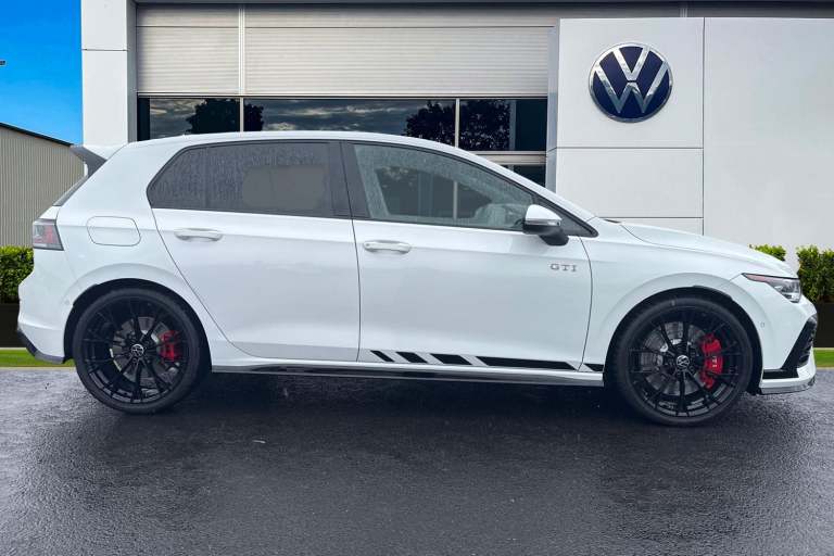 2025 Volkswagen Golf 2.0 TSI 300 GTI Clubsport 5dr DSG **VIENNA LEATHER, GTI PERFORMANCE PACK , H...