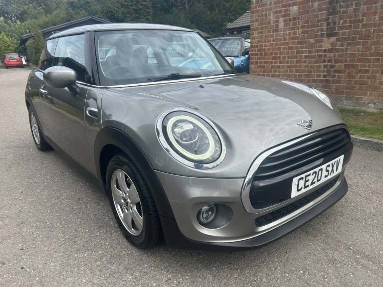 2020 MINI Hatch 1.5 3-Door Hatch Cooper Classic Hatchback Petrol Manual