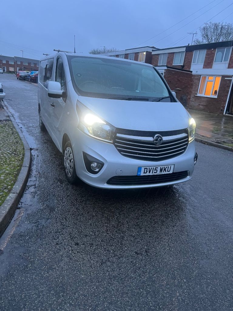 Vauxhall, VIVARO LWB
