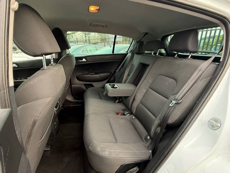 2016 Kia Sportage 1.7 CRDi 2 SUV 5dr Diesel Manual Euro 6 (s/s) (114 bhp) ESTATE Diesel Manual