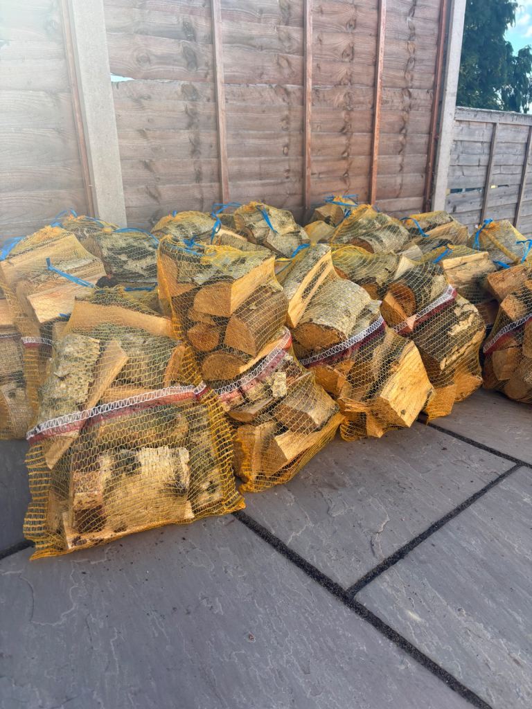 Seasoned birch firewood  10kg 