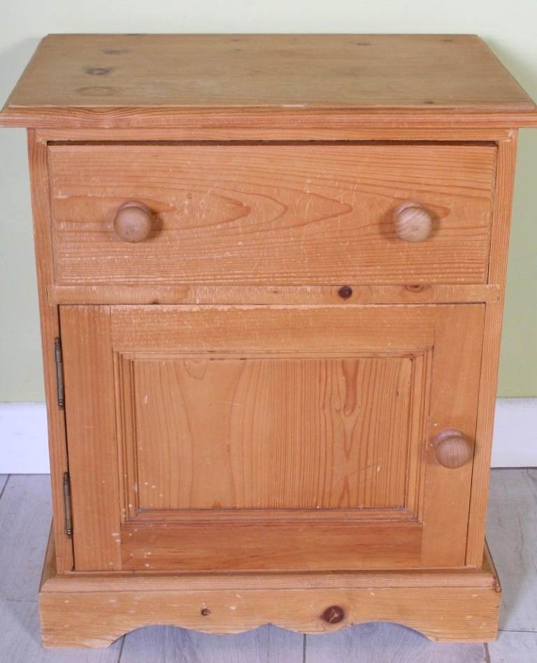  Pine Bedside Table 1 Drawer & Cupboard Thick & Solid Lots Of Rustic Character