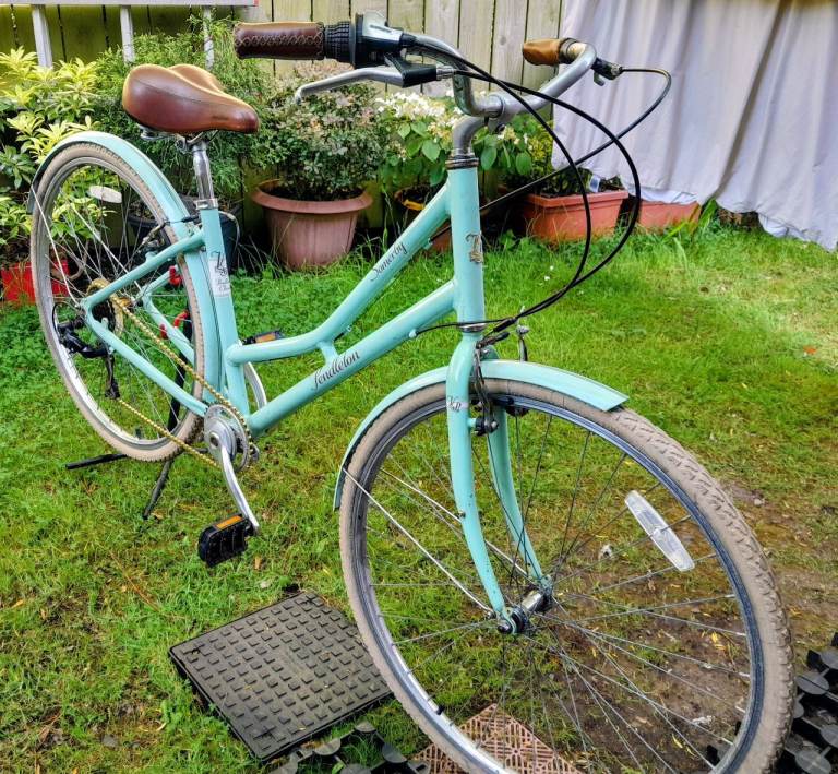 Pendleton Somerby Hybrid Bike 