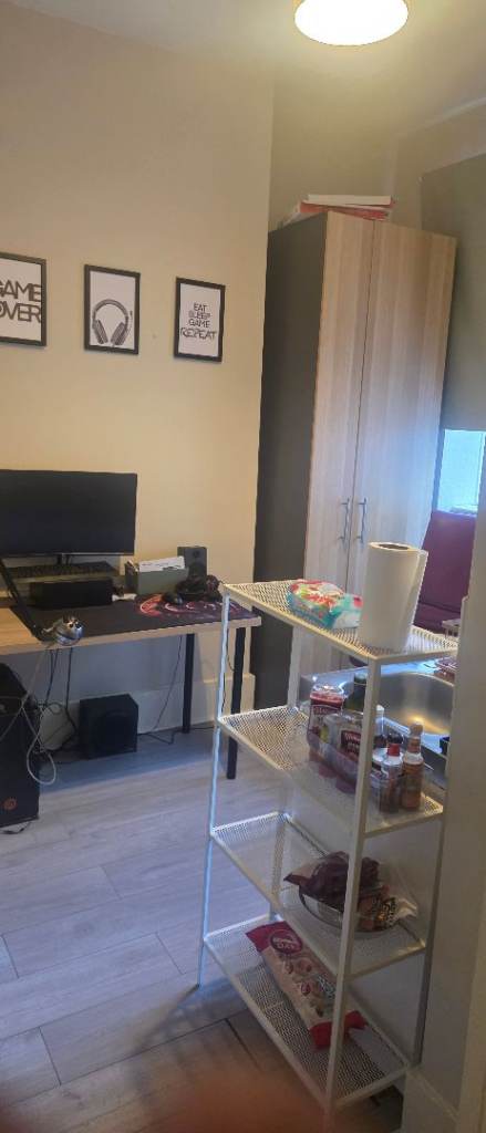 Studio in Isleworth to let
