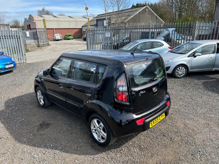 2009 Kia Soul 1.6 Petrol HATCHBACK Petrol Manual