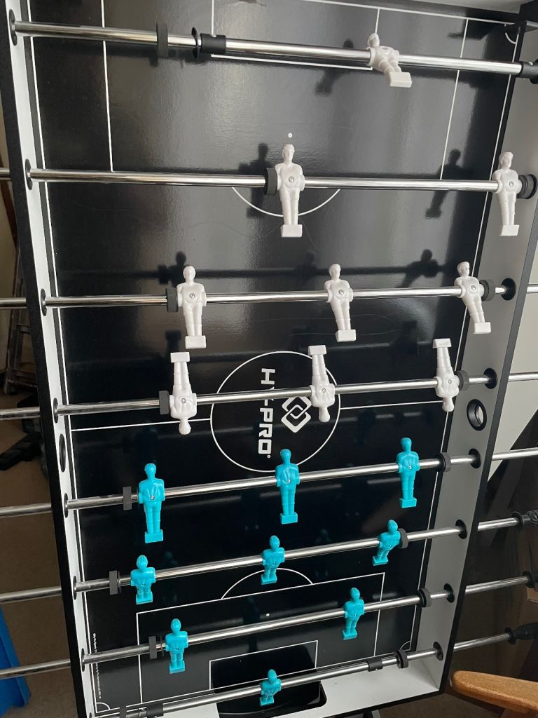 HY-PRO 8 in 1 games table