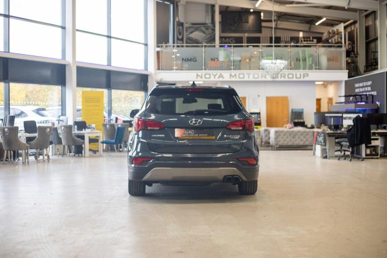 2016 Hyundai Santa Fe 2.2 CRDi Blue Drive Wiggins Edition SUV 5dr Diesel Auto 4WD Euro 6 (s/s) (7...