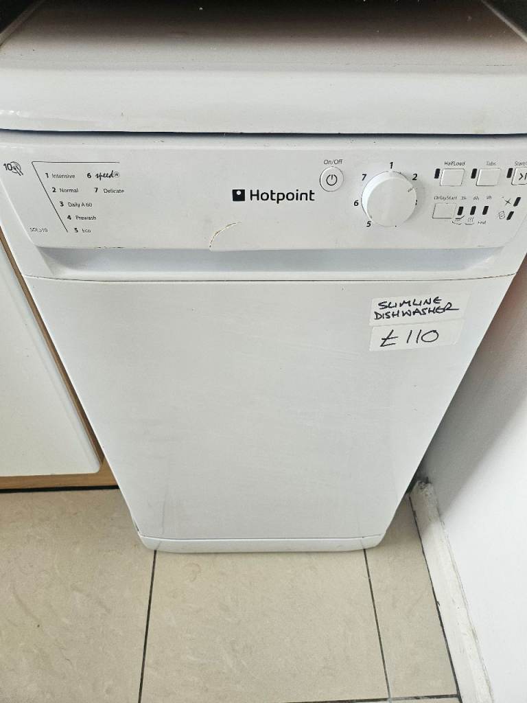 Hotpoint Dishwasher : Spares or Repair 