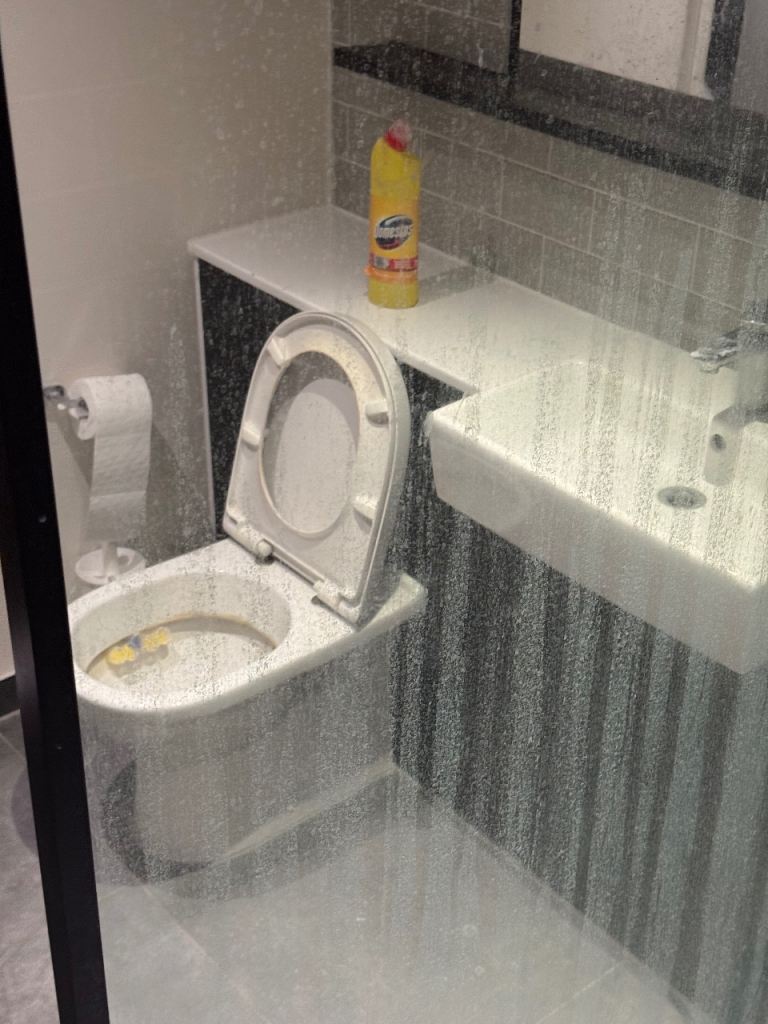 Professional Residential Cleaner – Tetbury & Surrounding Areas