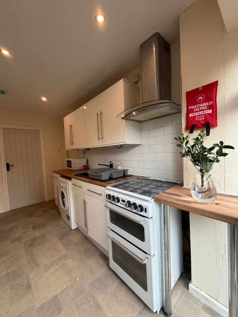 HMO SHARED ACCOMMODATION 
