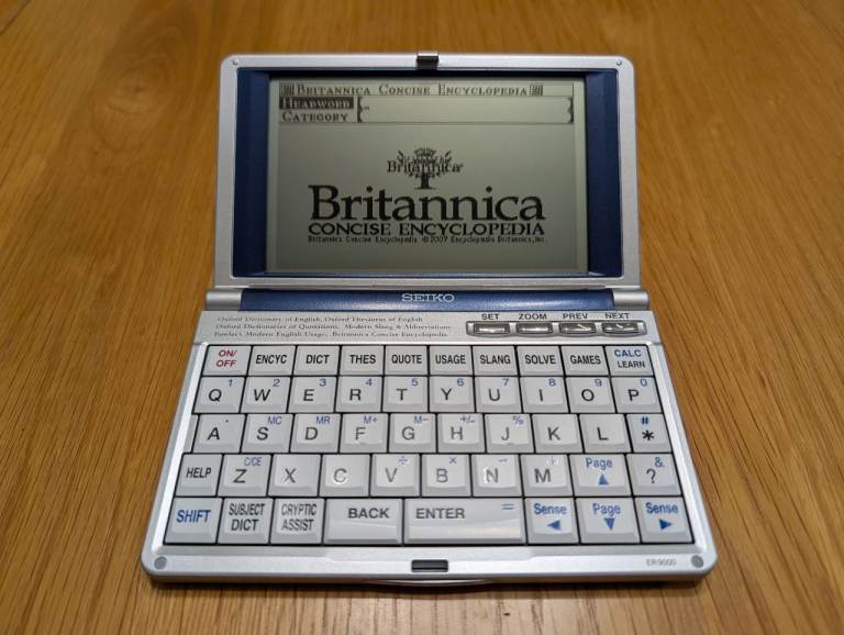 Seiko ER9000 Oxford Britannica Crossword Solver Dictionary Thesaurus