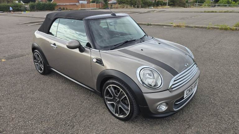 Mini, CONVERTIBLE, 2011, Manual, 1598 (cc), 2 doors