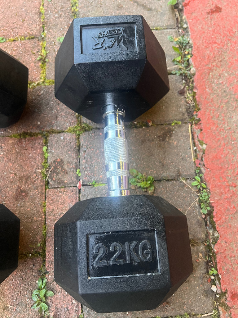 Dumbbells, weights, pump bar, medicine ball.