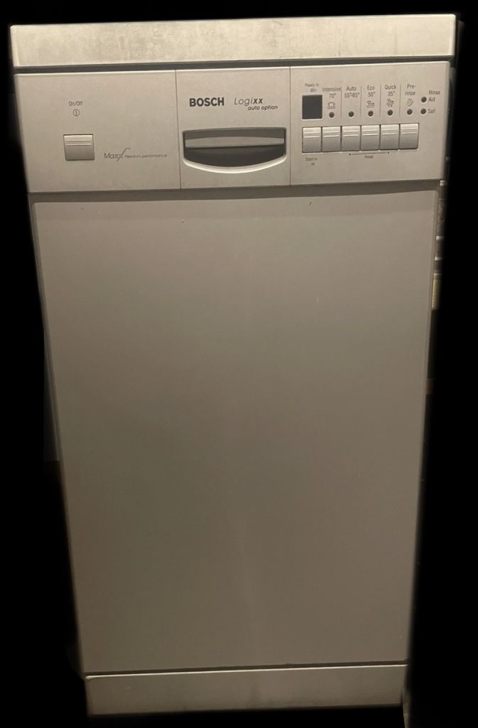Sold.Bosch Dishwasher.Offers accepted.read description 