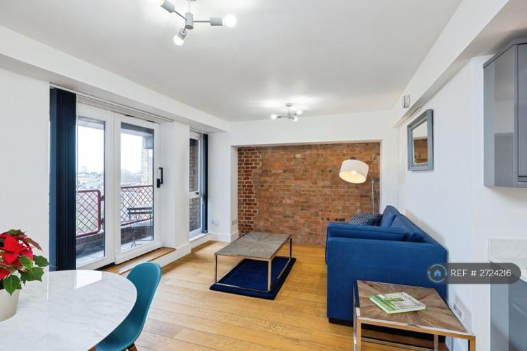 1 bedroom flat in Wapping Lane, Wapping, E1W (1 bed) (#2724216)