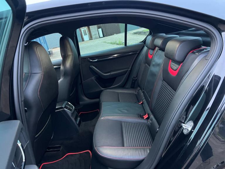 2016 Skoda Octavia 2.0 TSI vRS 5dr HATCHBACK Petrol Manual