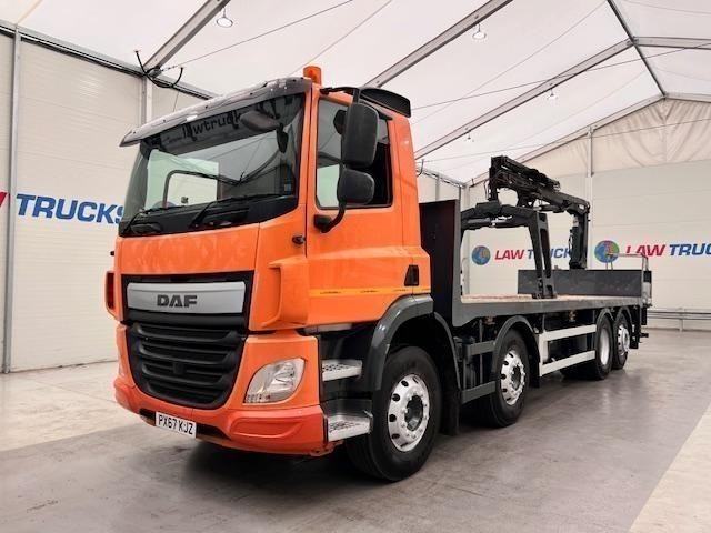 DAF CF 400 8x2 Day Cab Brick Grab