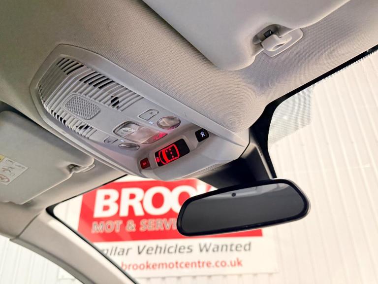 2019 Peugeot 3008 1.5 BlueHDi Allure 5dr HATCHBACK DIESEL Manual