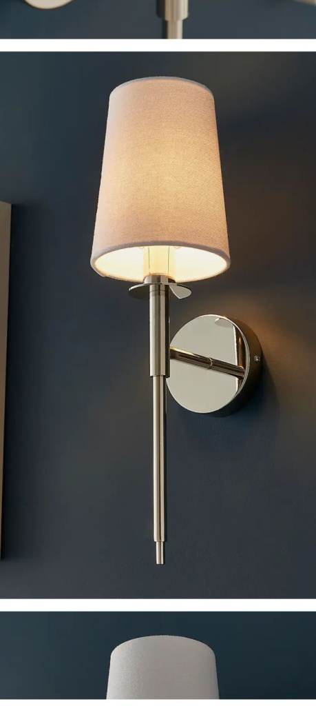 WALL LIGHT