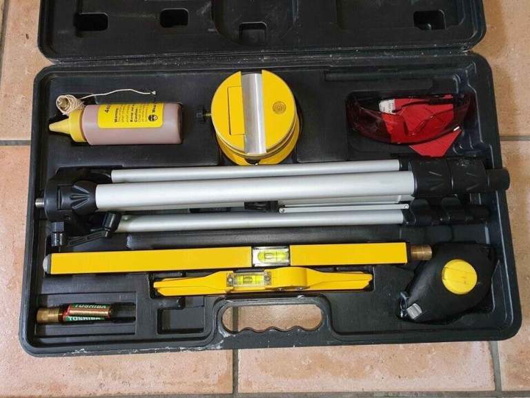 image for Complete laser levelling kit in a box, never used
